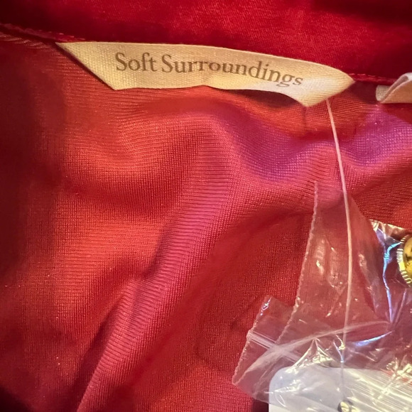 SOFT SURROUNDINGS top NWT - Picture 5 of 6